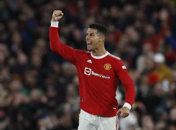 Klopp so sánh Ronaldo với Salah