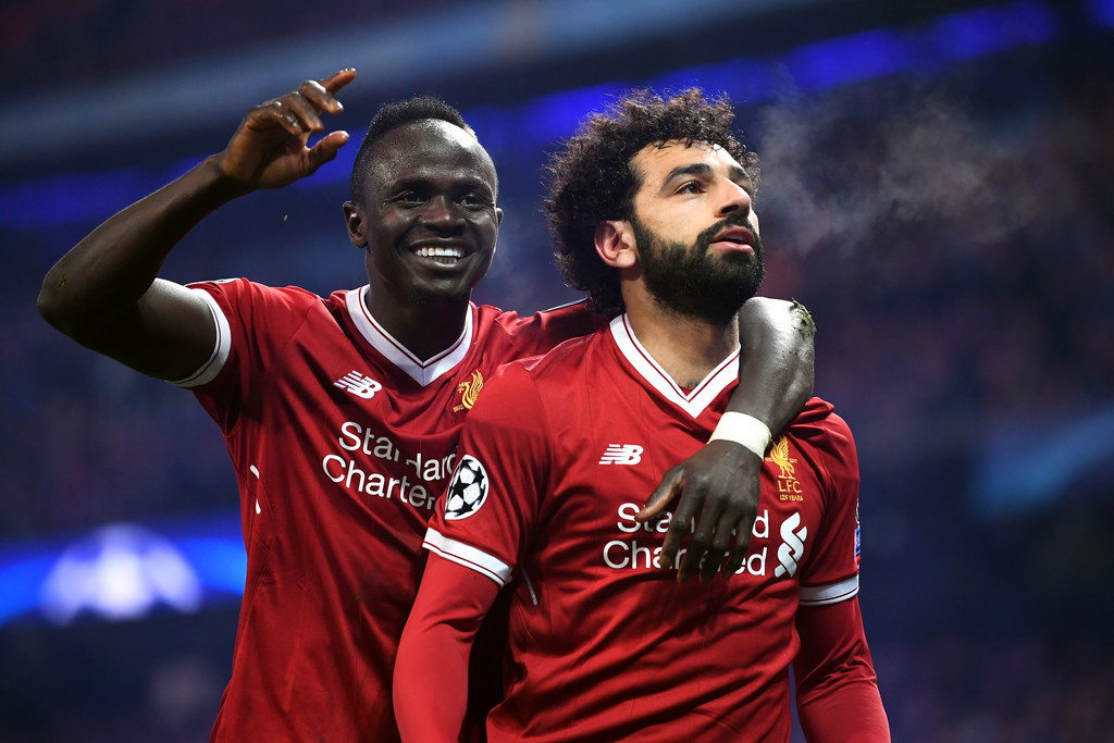 MU thoải mái ký Dumfries, Chelsea tiễn 3 sao bự