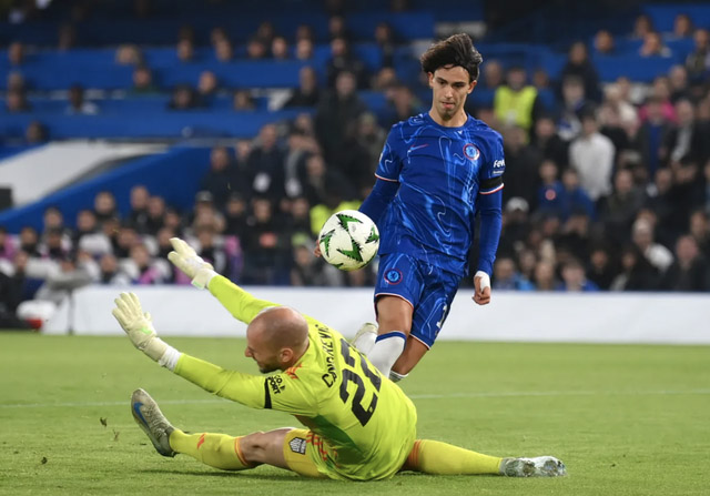 Chelsea dội mưa bàn thắng, xô đổ hàng loạt kỷ lục Conference League