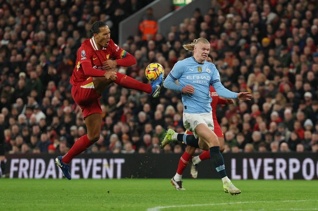 Man City không biết thắng trận thứ 7, Liverpool bay cao ở đỉnh bảng