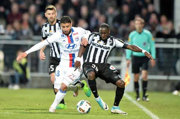 Nhận định Soi Kèo Angers vs Lyon, 18h00 ngày 15/08, VĐQG Pháp